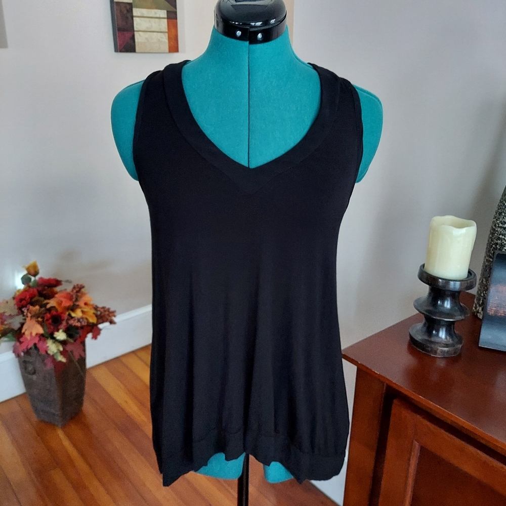 🔴3/$15 Guess Racerback Hi Low Tank Tunic